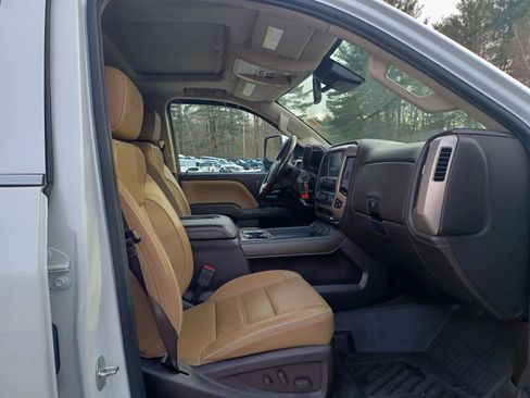 Used 2019 GMC Sierra 2500 Denali w/ Duramax Plus Package image 24