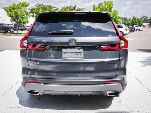 Used 2023 Honda CR-V Sport image 9