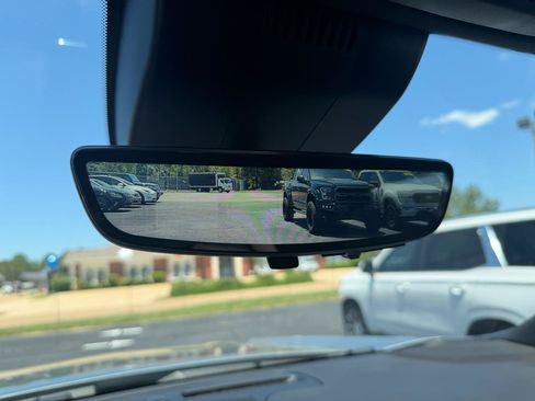 Used 2024 Chevrolet Tahoe Premier RWD image 31