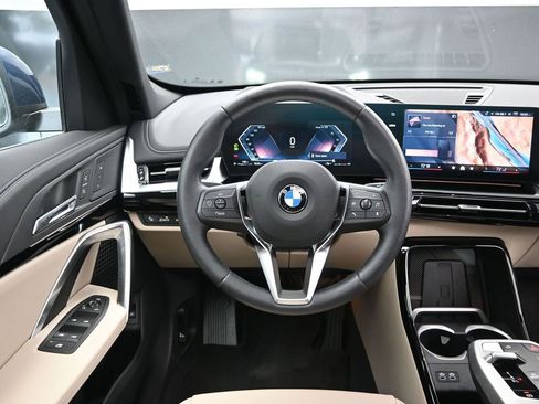 Certified 2025 BMW X1 xDrive28i image 29
