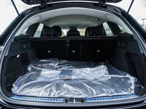 New 2025 Mercedes-Benz GLC 350e 4MATIC image 10