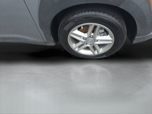 Used 2021 Hyundai Kona SE FWD image 34