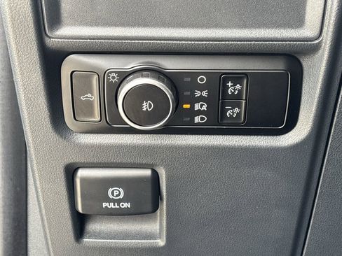 Used 2024 Ford F150 STX image 19