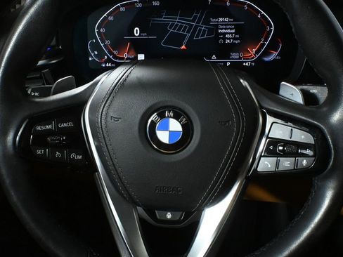 Certified 2022 BMW 530i xDrive w/ Convenience Package image 18