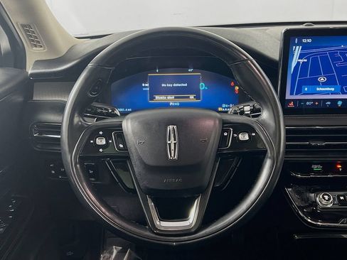 Used 2023 Lincoln Corsair Grand Touring AWD/4WD image 11