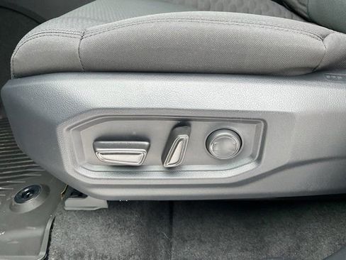 New 2026 Toyota Tundra SR5 image 21