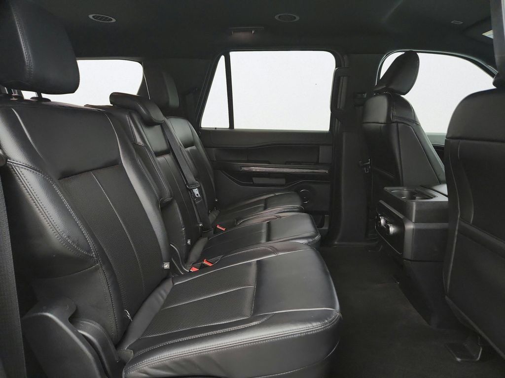 Used 2021 Ford Expedition Max XLT AWD/4WD image 29