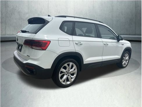 Used 2023 Volkswagen Taos S AWD/4WD image 5