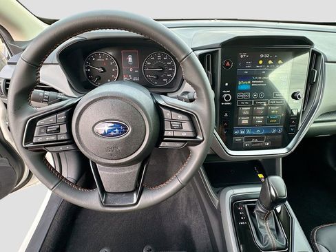 Certified 2025 Subaru Crosstrek 2.5i Limited w/ Crosstrek Mirror Package image 15