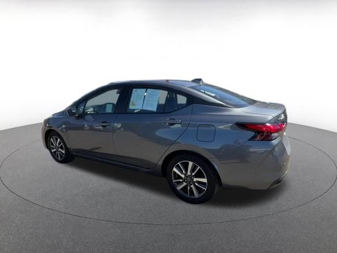 Used 2025 Nissan Versa SV image 10