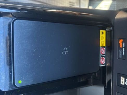 Used 2025 Toyota Camry XLE w/ Premium Plus Package image 30