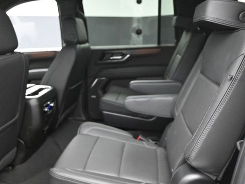 Certified 2025 GMC Yukon XL Denali image 14