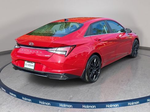 Used 2022 Hyundai Elantra Limited FWD image 6