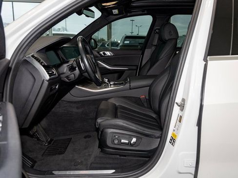 Used 2022 BMW X5 xDrive40i w/ Premium Package image 19