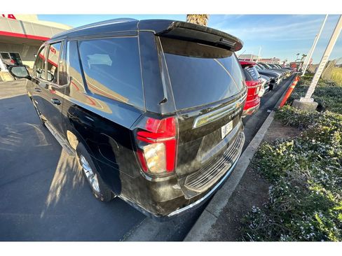 Used 2024 Chevrolet Tahoe LT image 4