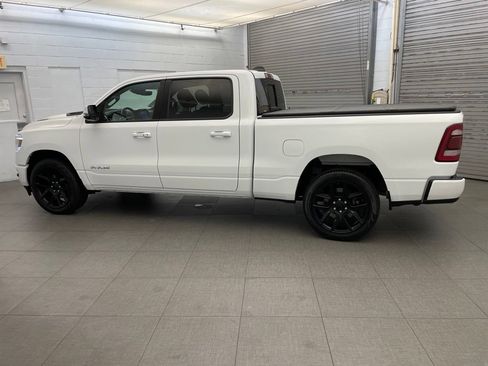 Used 2024 RAM 1500 Laramie AWD/4WD image 7