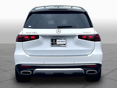 Used 2026 Mercedes-Benz GLS 450 4MATIC image 5