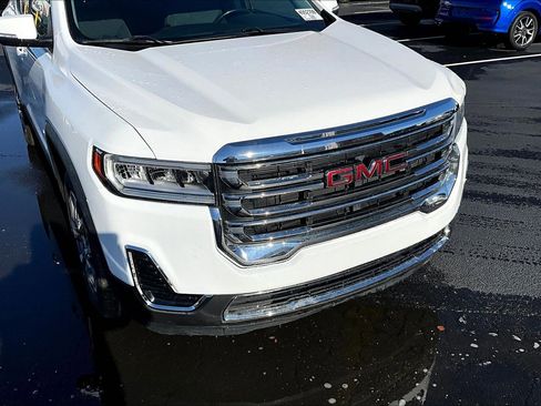 Used 2020 GMC Acadia SLE w/ Driver Convenience Package image 3