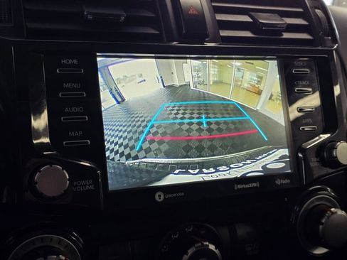 Used 2022 Toyota 4Runner TRD Off-Road Premium image 31