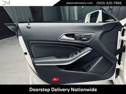 Used 2016 Mercedes-Benz CLA 250 4MATIC image 26
