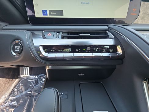 Used 2026 Lexus LC 500 Coupe w/ Bespoke Build Package RWD image 20