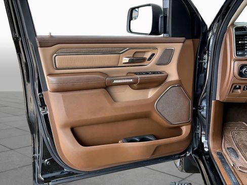 Used 2019 RAM 1500 Laramie Longhorn AWD/4WD image 21