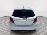 Used 2017 Toyota Yaris L image 5