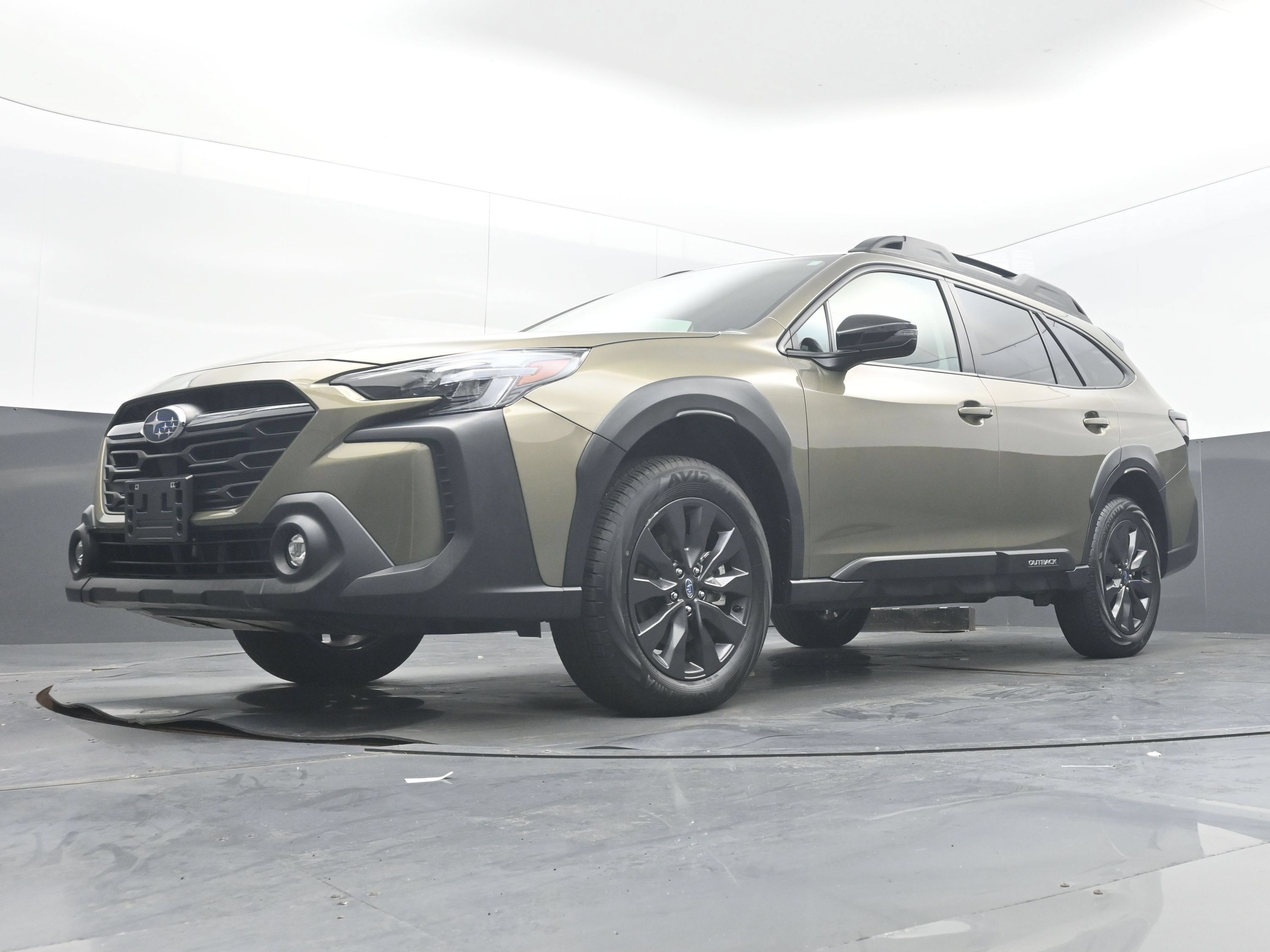 Used 2025 Subaru Outback Onyx Edition AWD/4WD image 26