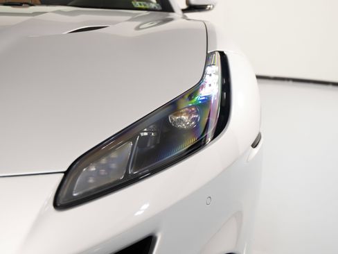 Certified 2023 Ferrari Portofino M RWD image 12