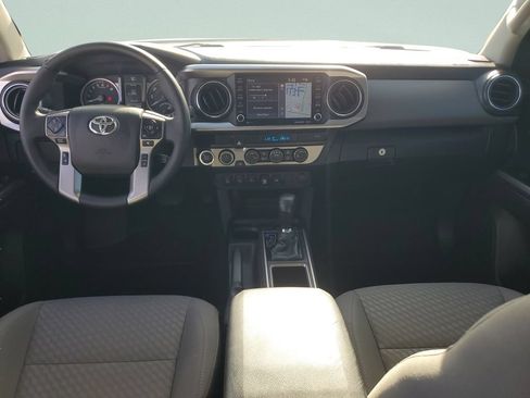 Certified 2023 Toyota Tacoma SR5 AWD/4WD image 11