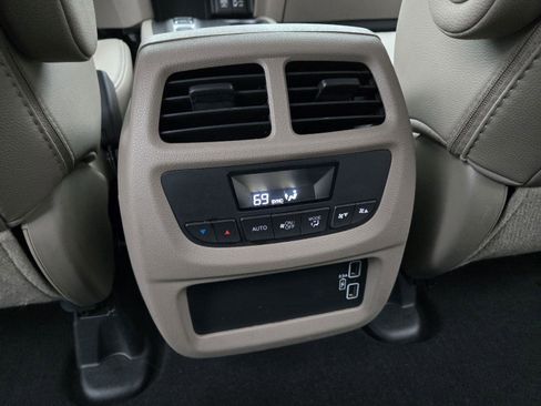 Used 2022 Honda Pilot EX-L image 23