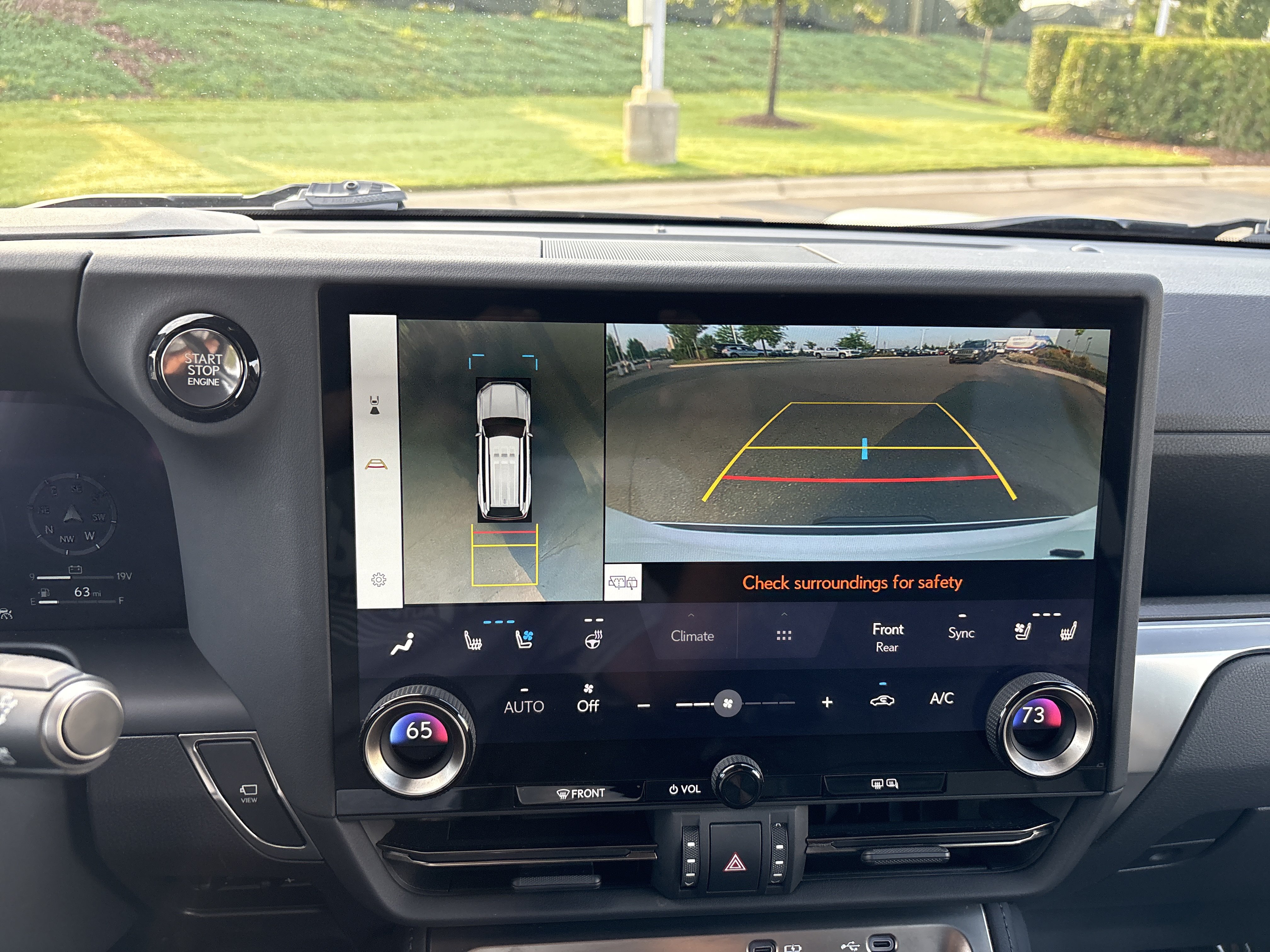 Used 2024 Lexus GX 550 w/ Accessory Package (Z1) AWD/4WD image 30