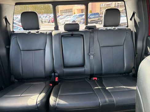 Certified 2020 Ford F350 Lariat w/ Chrome Package image 19