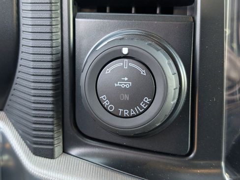 Used 2025 Ford F150 Lariat w/ Equipment Group 502A High image 18