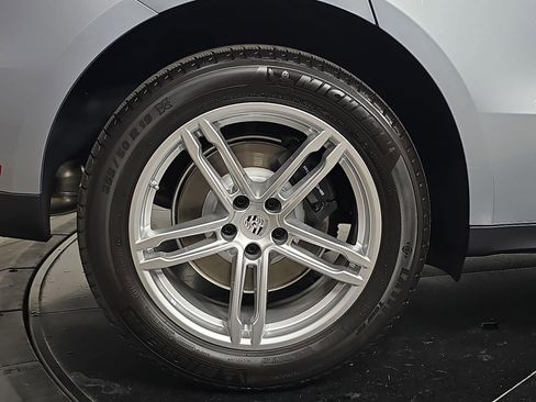 New 2026 Porsche Macan image 29