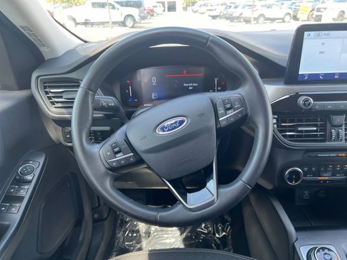 Used 2023 Ford Escape Active FWD image 9