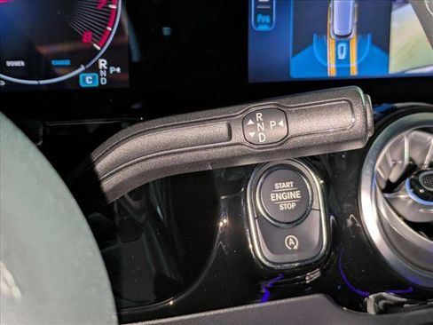 New 2026 Mercedes-Benz GLA 250 image 12