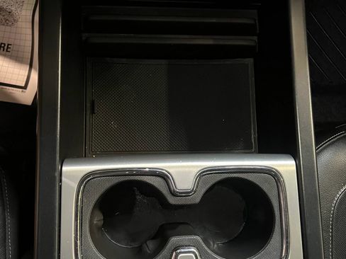 Used 2018 GMC Sierra 1500 SLT image 17