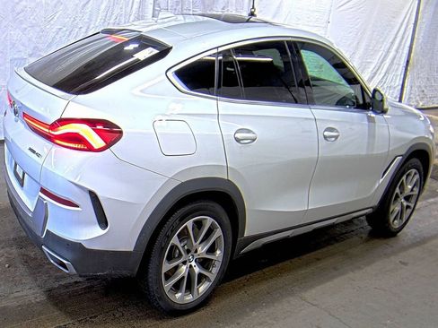 Used 2020 BMW X6 xDrive40i w/ Convenience Package image 2