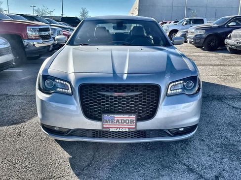 Used 2023 Chrysler 300 S RWD image 7