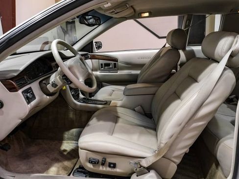 Used 2000 Cadillac Eldorado ESC w/ Comfort/Convenience Pkg image 4