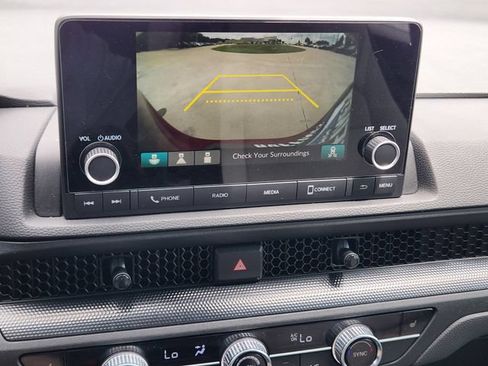 Used 2024 Honda CR-V EX image 18