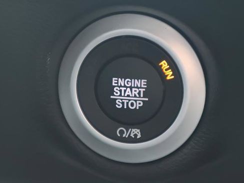 New 2026 Chrysler Voyager LX image 17