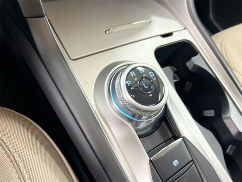 Used 2023 Ford Explorer 4WD image 16