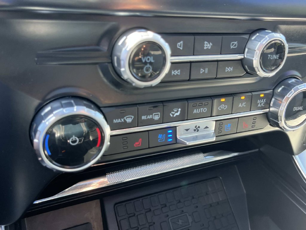 Used 2023 Ford F150 Limited AWD/4WD image 42