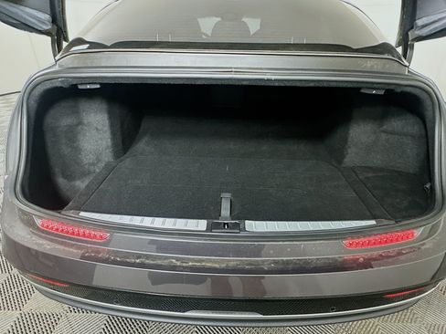 Used 2024 Lucid Air Touring AWD/4WD image 28