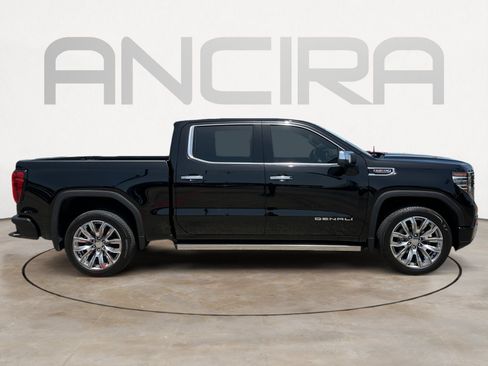 Used 2025 GMC Sierra 1500 Denali AWD/4WD image 11