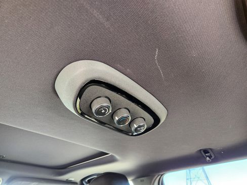 Used 2021 Dodge Durango R/T w/ Blacktop Package image 30