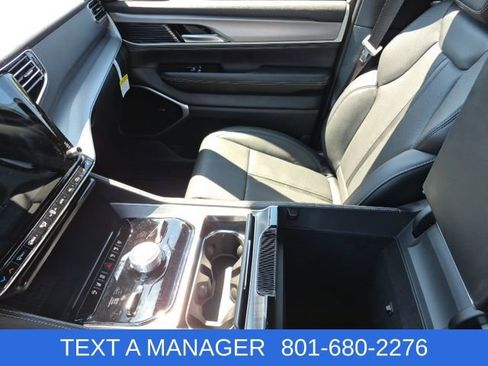 New 2026 Jeep Grand Wagoneer Limited AWD/4WD image 21