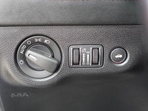 Used 2022 Dodge Charger Scat Pack RWD image 21